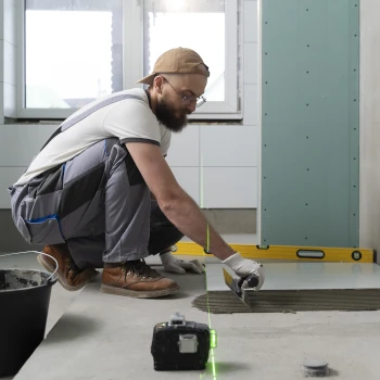 Entrepreneur en rénovation de salle de bain