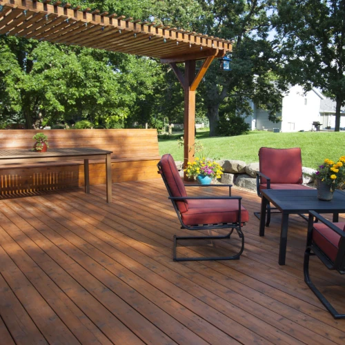 Entrepreneur en construction de patio et terrasse